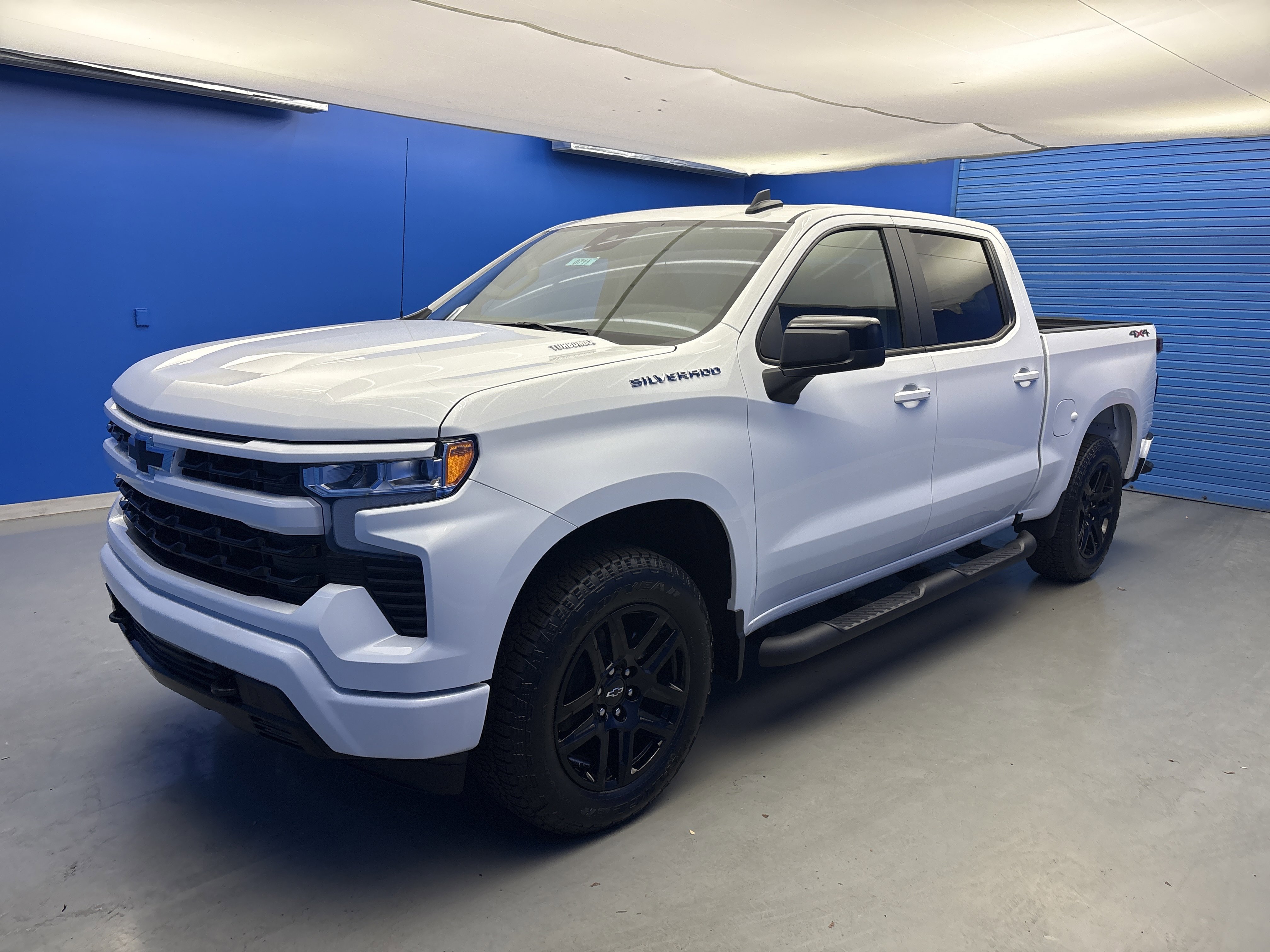 2026 Chevrolet Silverado 1500 RST photo 3