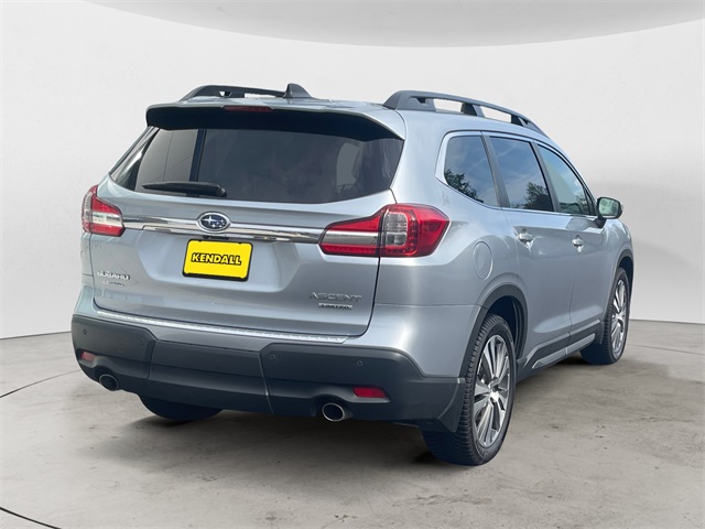 2022 Subaru Ascent Limited photo 2