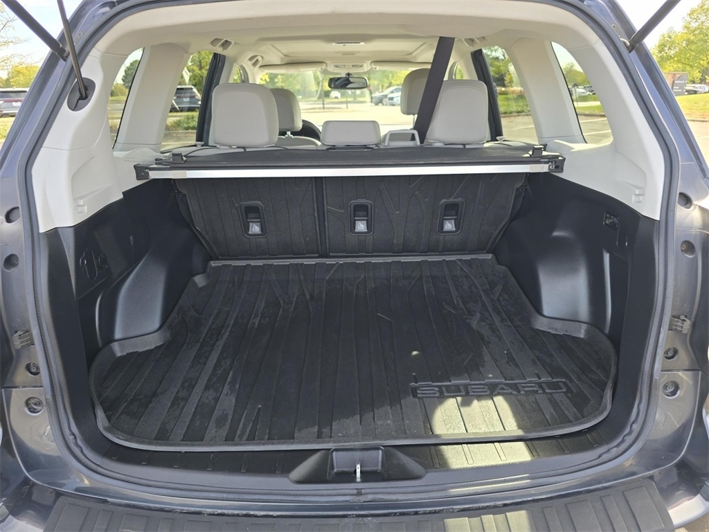 2015 Subaru Forester 2.5i Limited photo 18