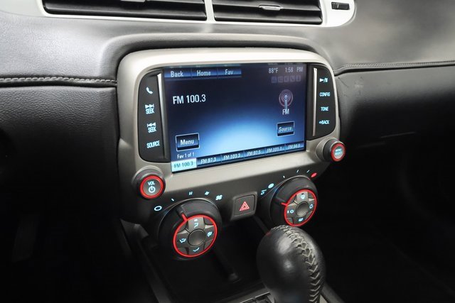 2015 Chevrolet Camaro 1LT photo 13