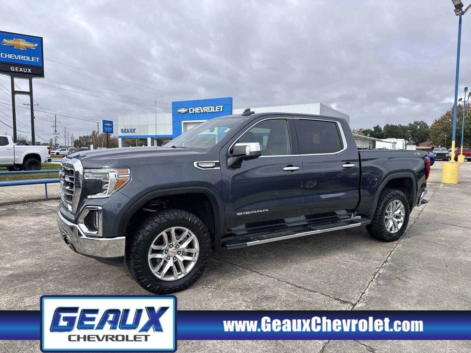 2021 GMC Sierra 1500 SLT's photo