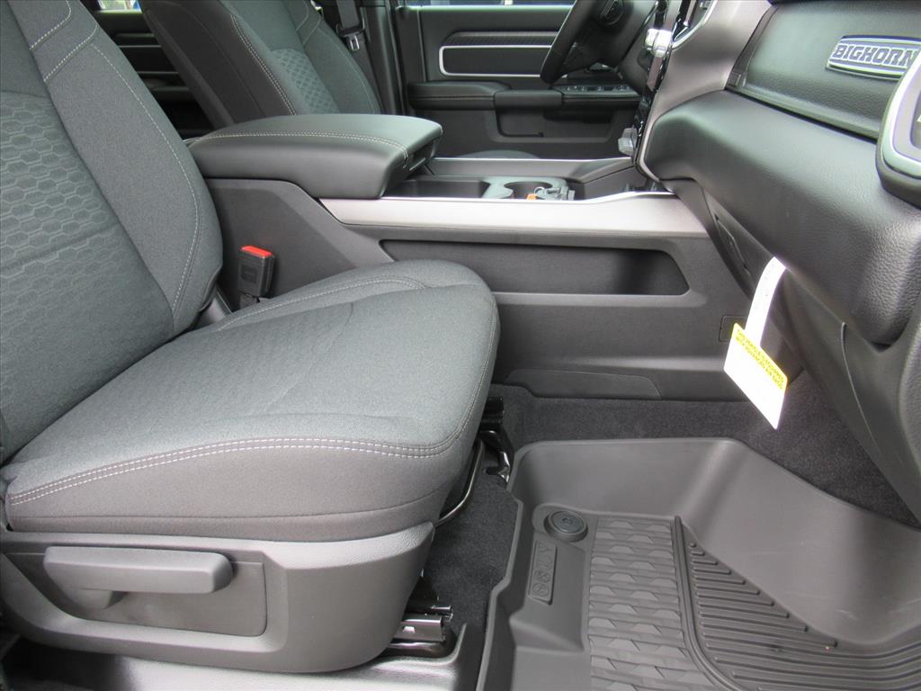 2026 Ram 2500 Big Horn photo 12