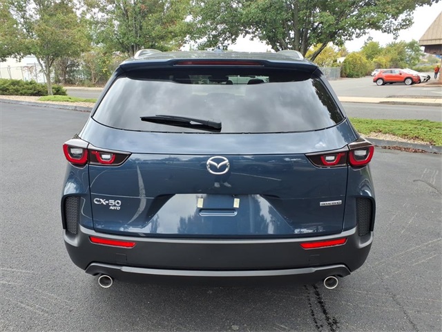 2025 Mazda CX-50 Premium photo 4