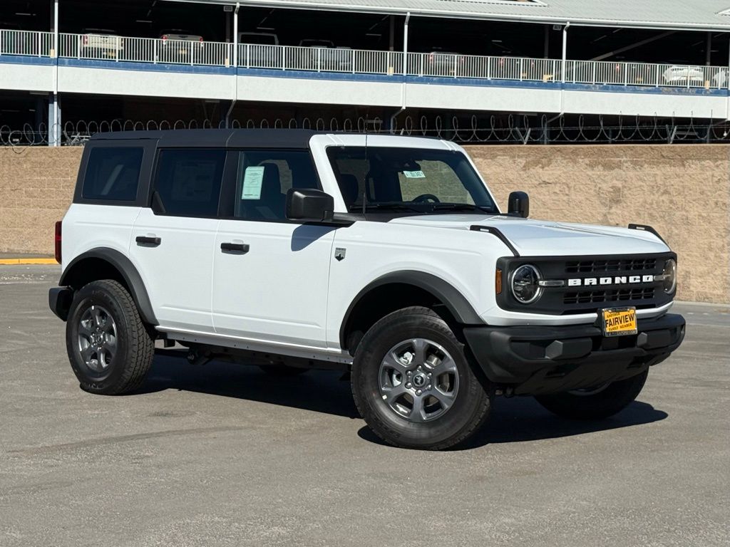 2025 Ford Bronco 4-Door Big Bend's photo