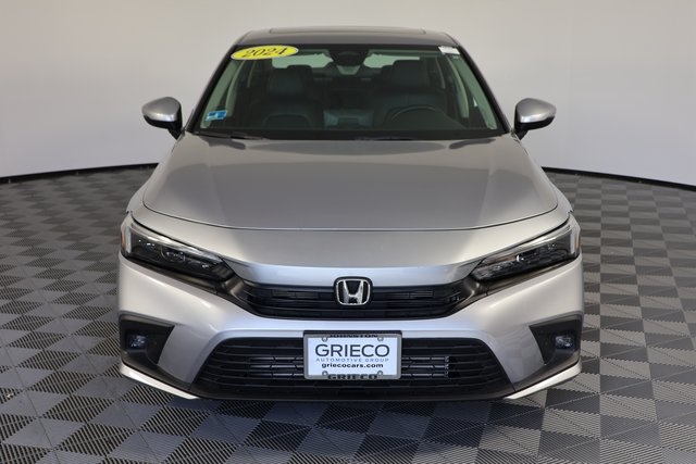 2024 Honda Civic Touring photo 3