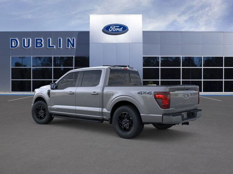 2025 Ford F-150 XLT photo 4