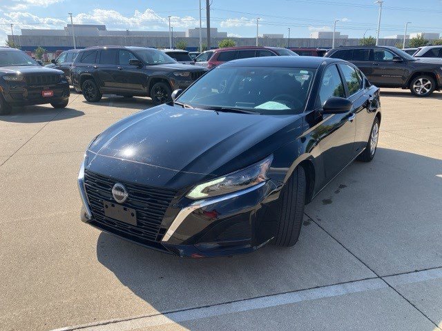 2024 Nissan Altima 2.5 S photo 3