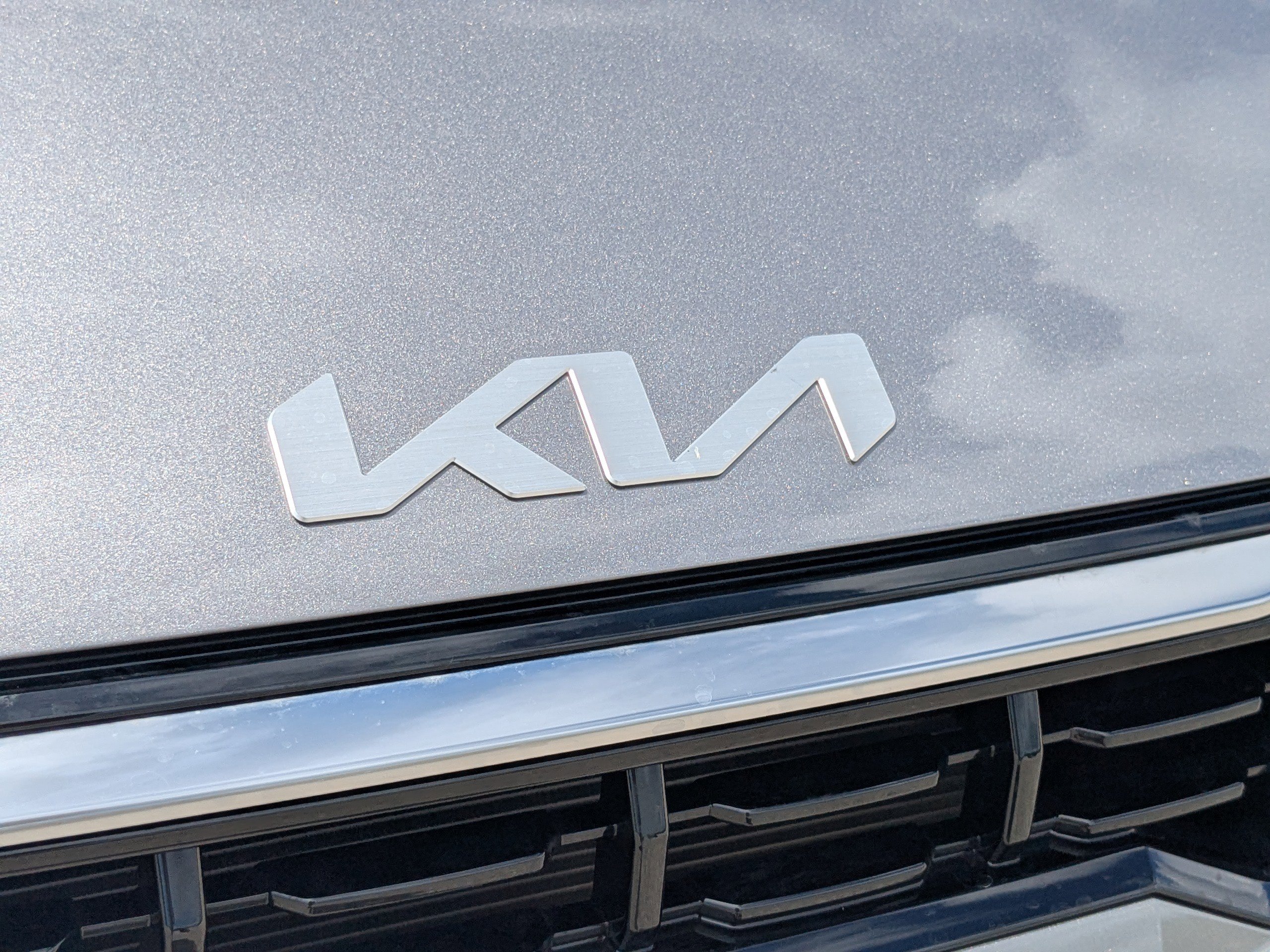 2025 Kia K4 GT-Line photo 11