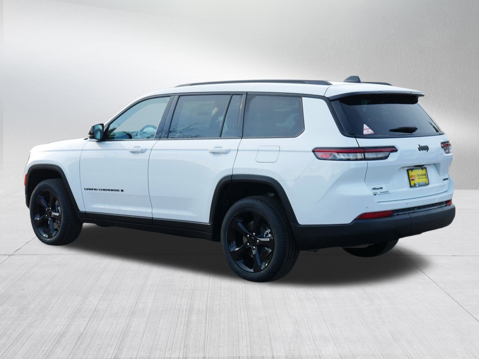 2025 Jeep Grand Cherokee Limited photo 4