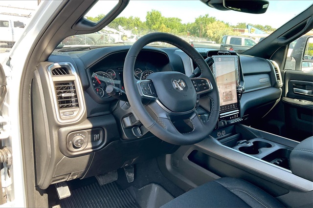 2026 Ram 3500 Big Horn photo 6