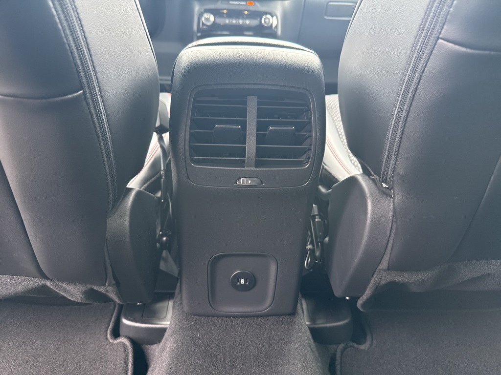 2025 Ford Escape ST-Line photo 25