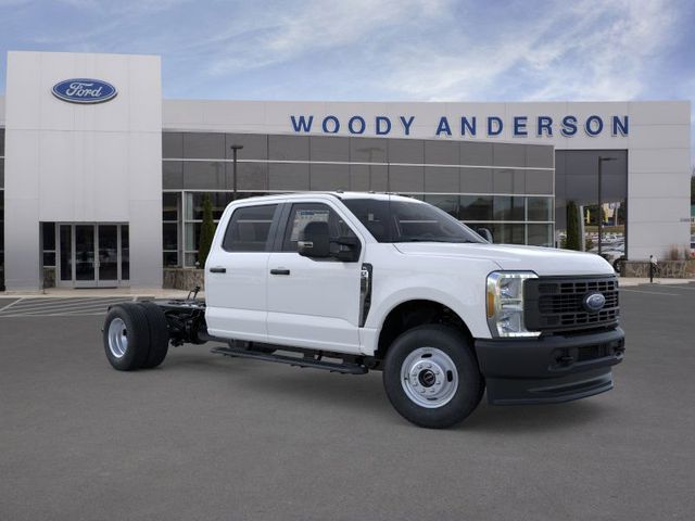 2026 Ford F-350 photo 7