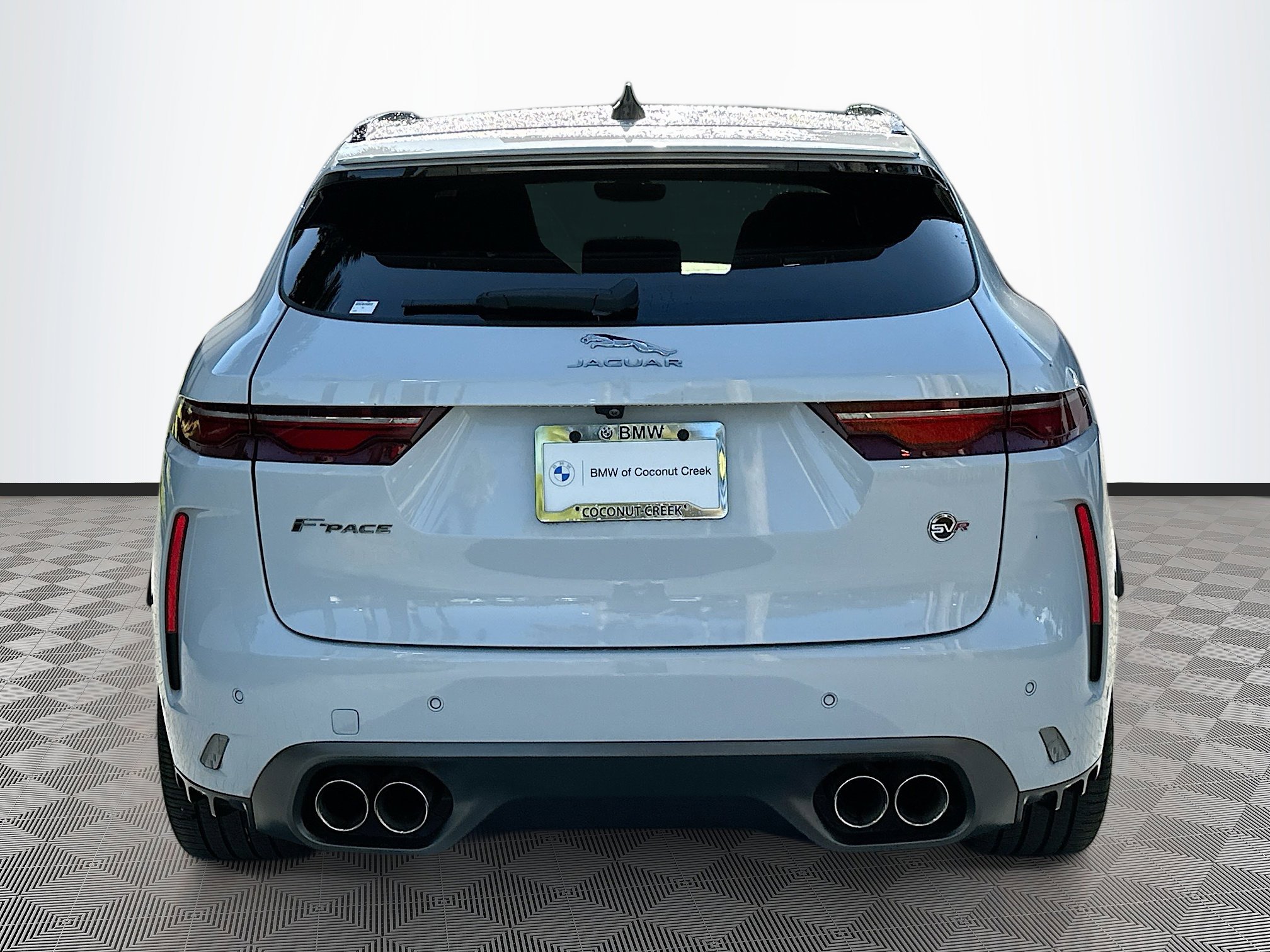 2021 Jaguar F-PACE SVR photo 6