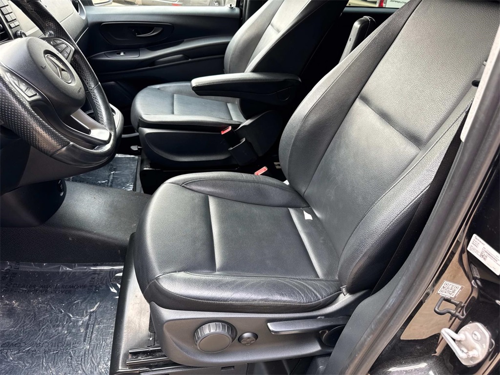 2018 Mercedes Benz Metris Passenger photo 21