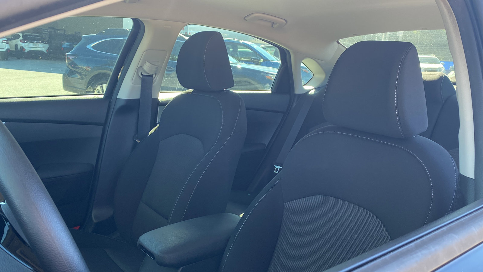 2023 Kia Forte LXS photo 6