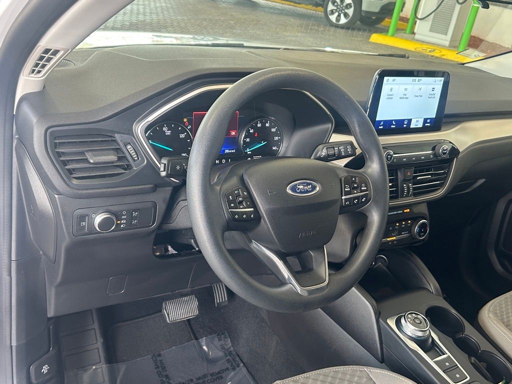 2022 Ford Escape SE Hybrid photo 31
