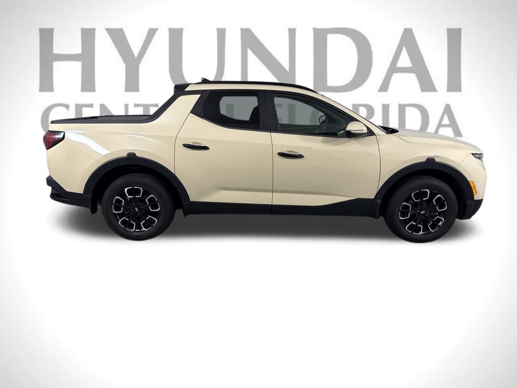 2022 Hyundai Santa Cruz SEL photo 2