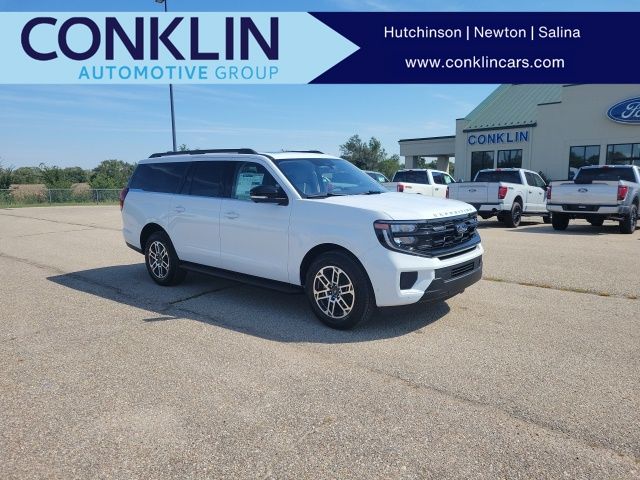 2025 Ford Expedition Active's photo