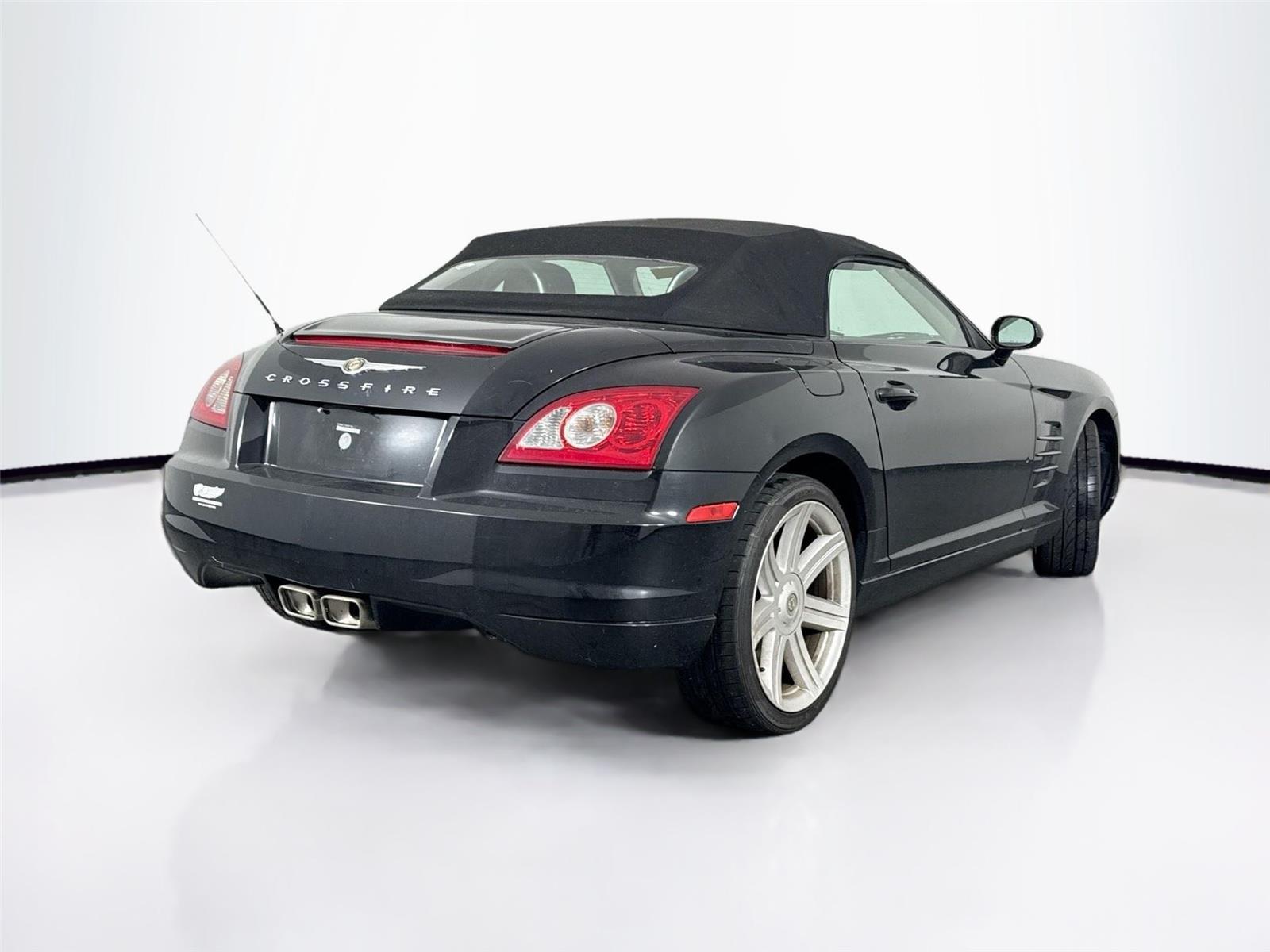 2005 Chrysler Crossfire photo 6