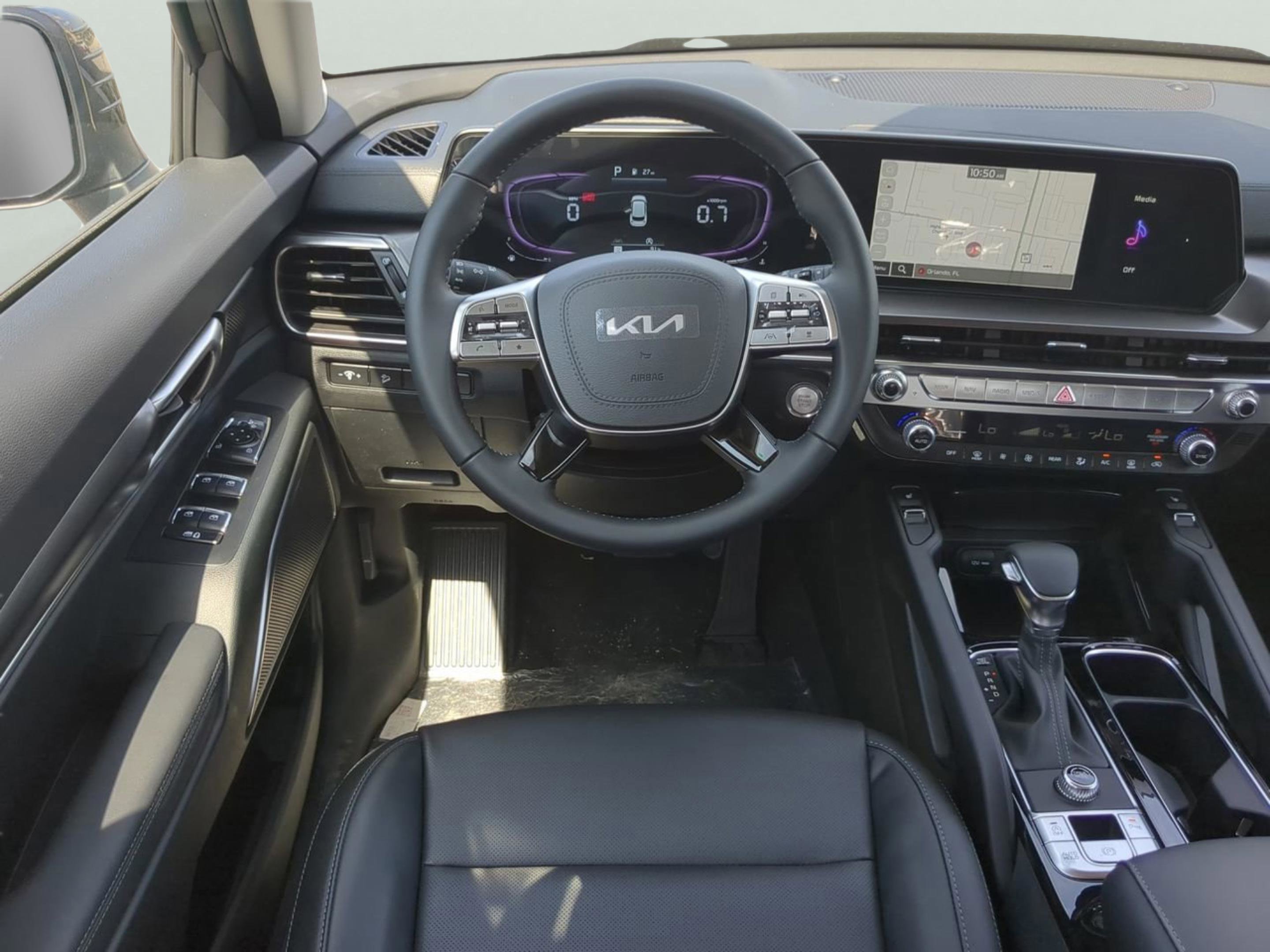 2025 Kia Telluride S photo 15