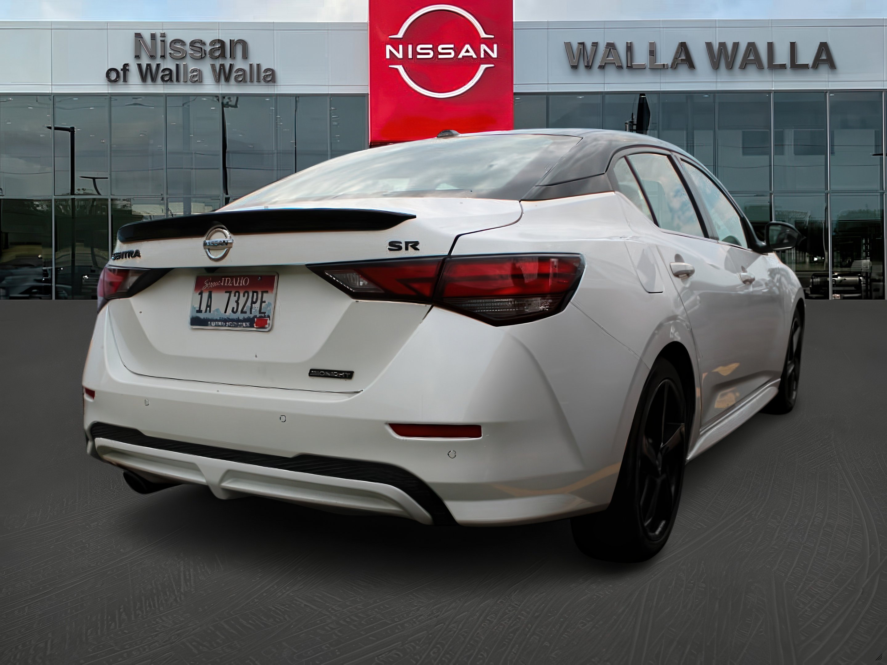 2022 Nissan Sentra SR photo 5