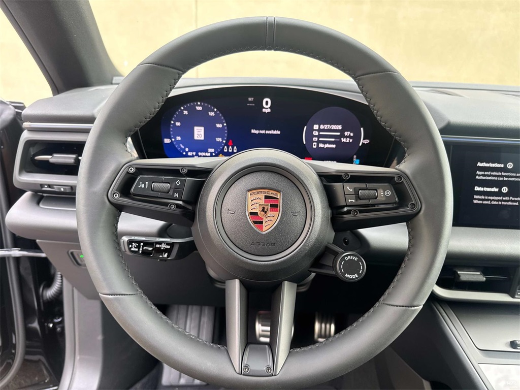 2025 Porsche Macan Electric photo 22