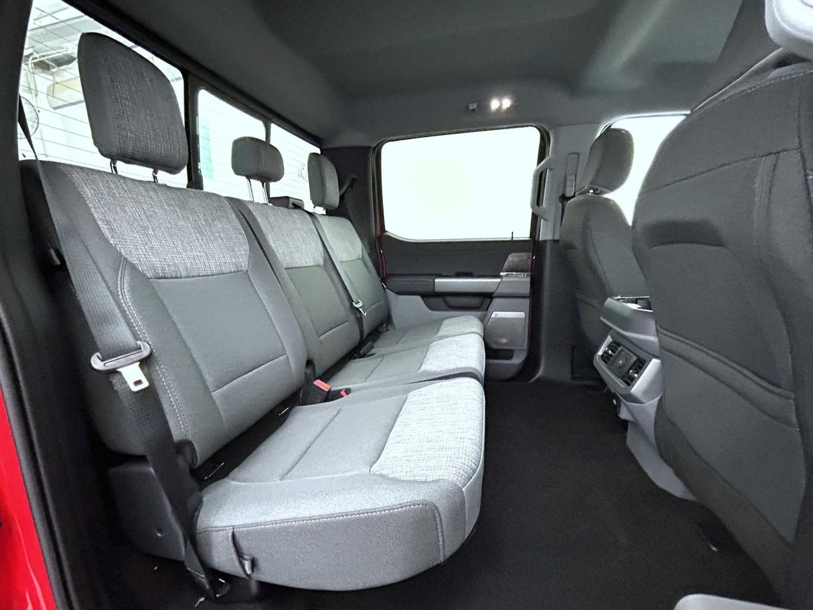 2026 Ford F-350 photo 17