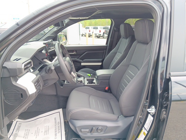 2024 Toyota Tacoma TRD Sport photo 4