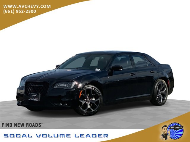 2022 Chrysler 300 S's photo