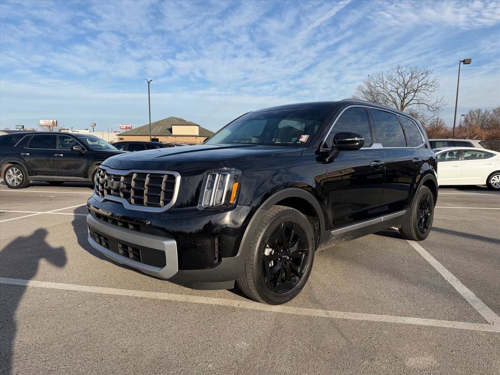 2023 Kia Telluride S's photo