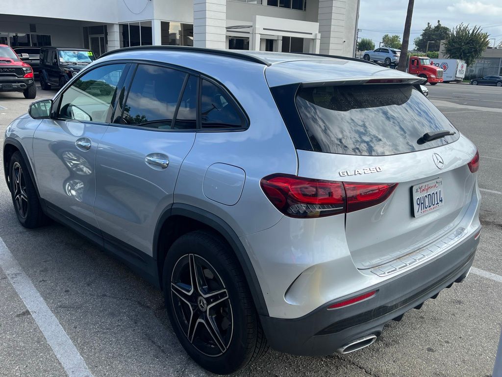 2023 Mercedes Benz GLA 250 photo 3