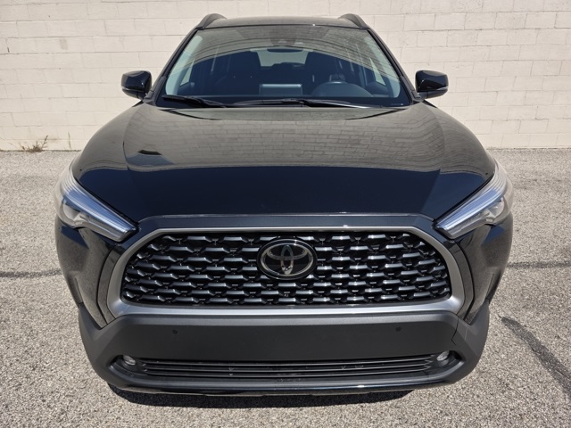 2022 Toyota Corolla Cross XLE photo 7