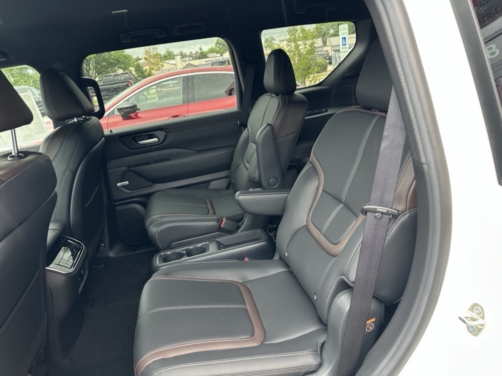 2026 Nissan Armada SL photo 20