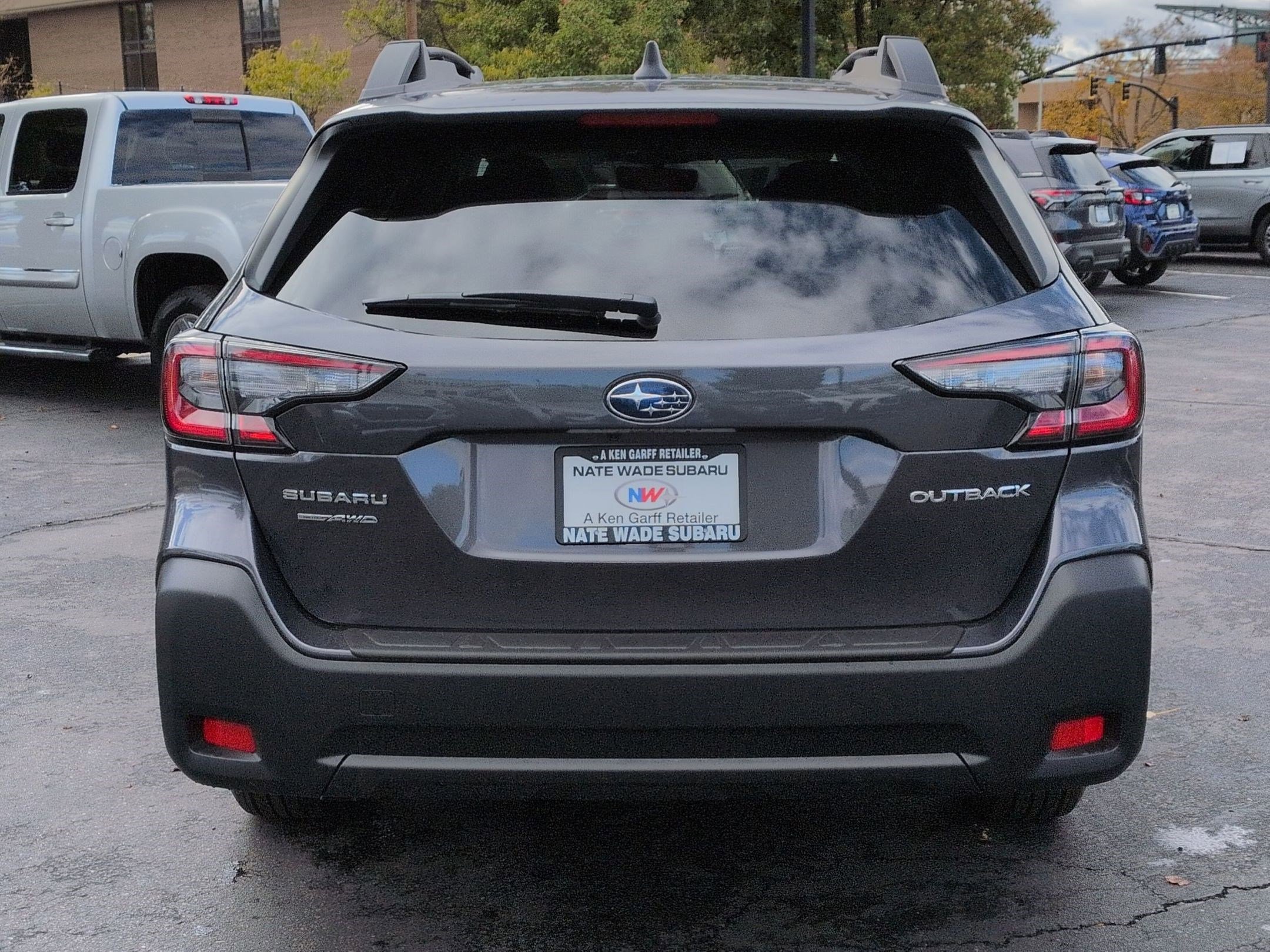 2025 Subaru Outback Premium photo 4