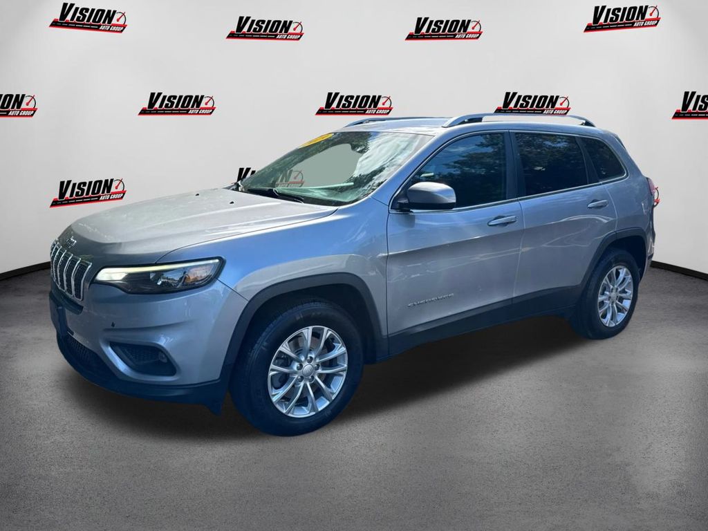 2019 Jeep Cherokee Latitude photo 2