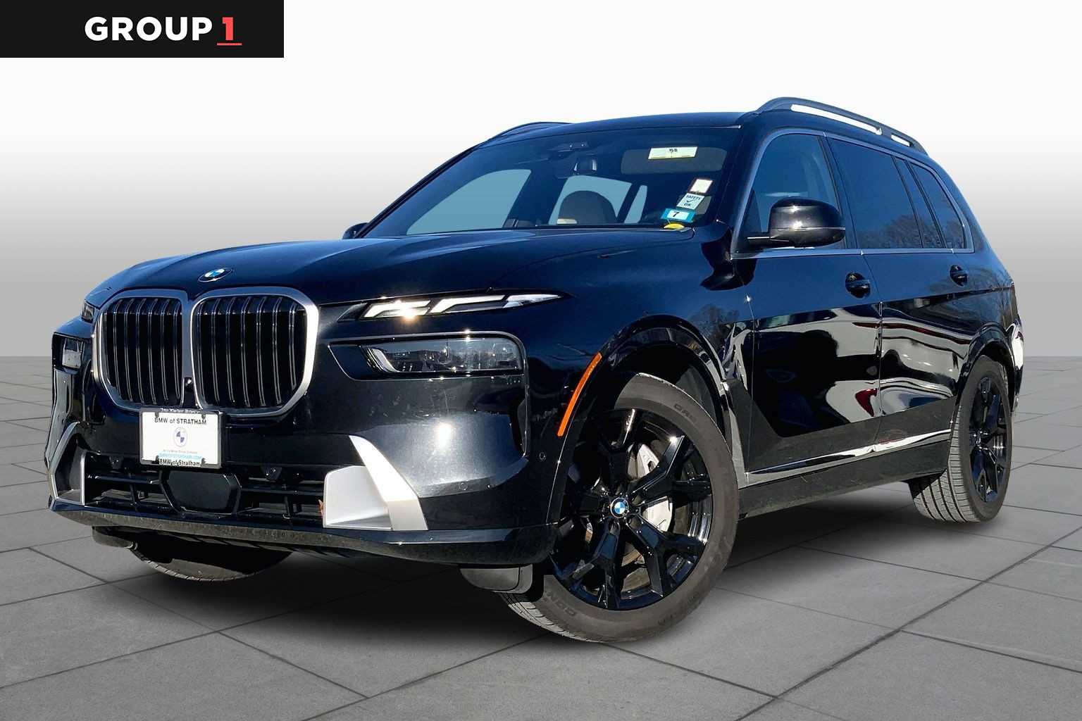 2025 BMW X7 40i's photo