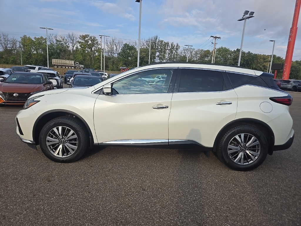 2023 Nissan Murano SV photo 4