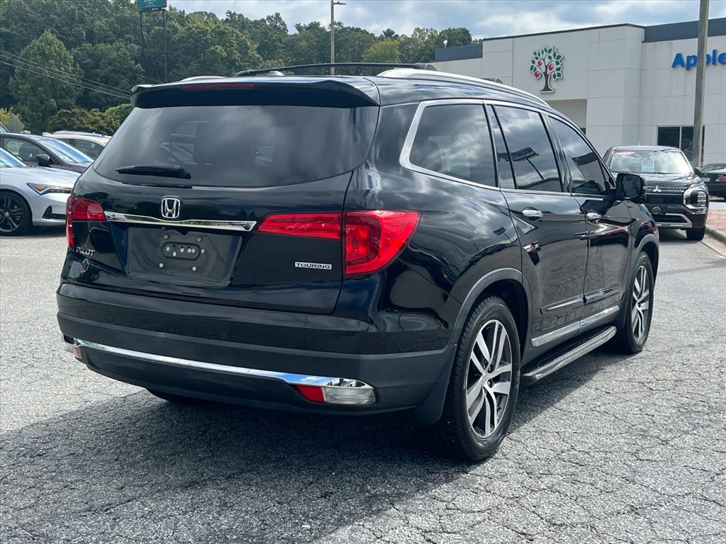 2016 Honda Pilot Touring photo 3