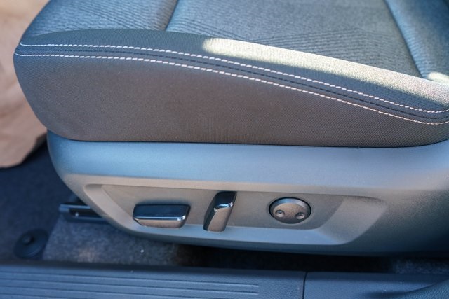 2026 Nissan Rogue SV photo 14