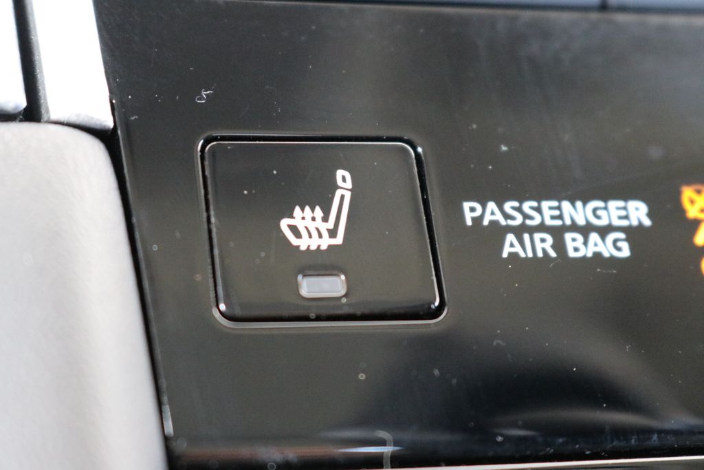 2024 Infiniti Q50 LUXE photo 45