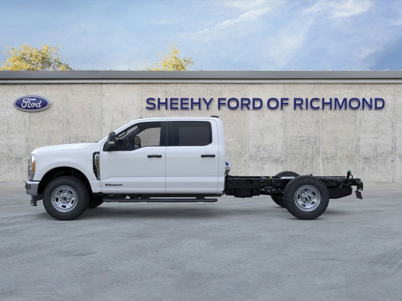 2026 Ford F-350 photo 4