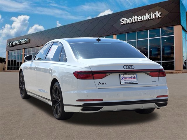 2021 Audi A8 L 55 Quattro photo 8