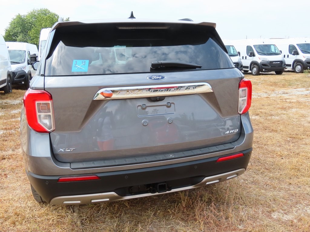 2022 Ford Explorer XLT photo 12