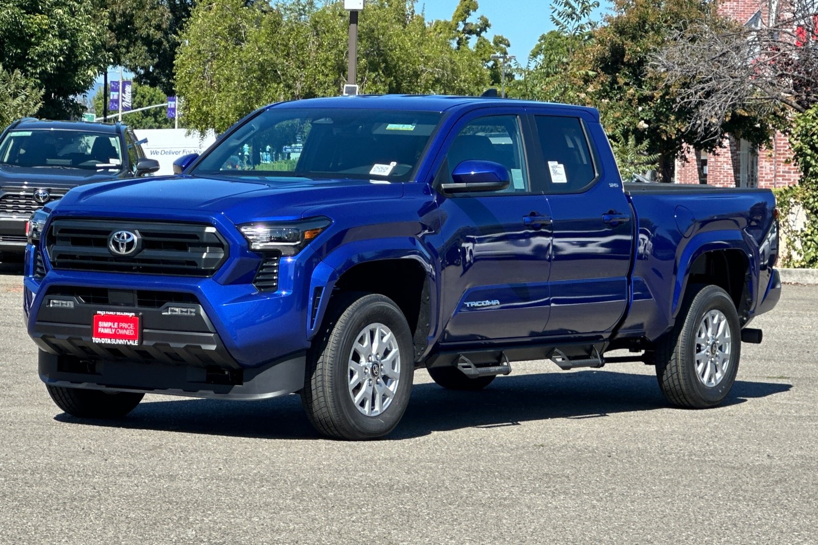 2025 Toyota Tacoma SR5 photo 2
