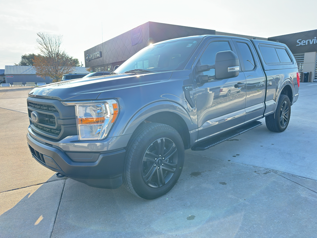 2021 Ford F-150 XL photo 3