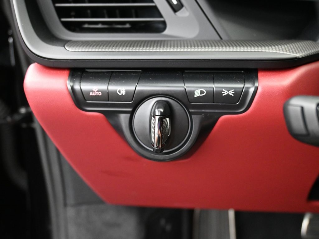 2024 Porsche 911 GTS photo 11