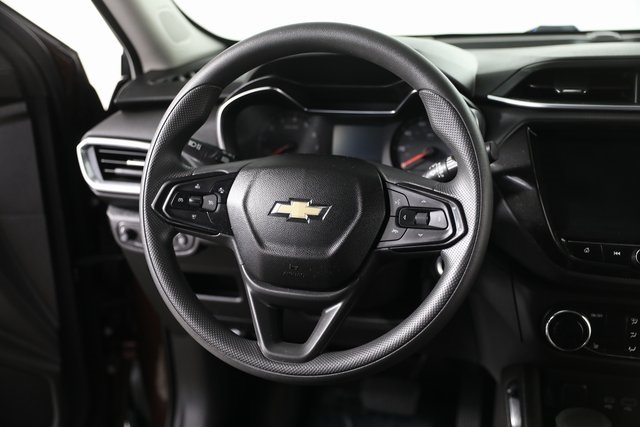2022 Chevrolet Trailblazer LT photo 3