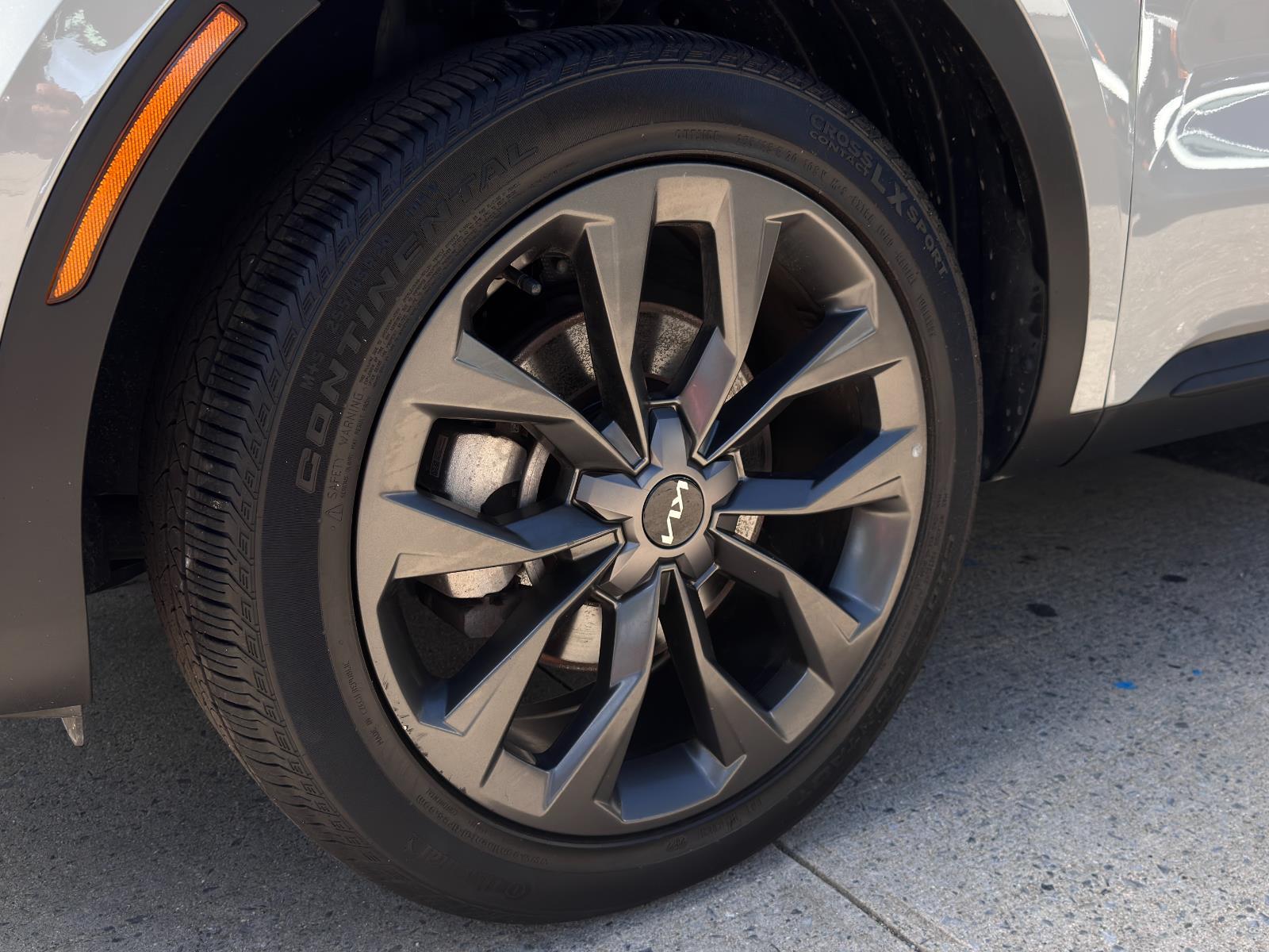 2023 Kia Sorento X-Line EX photo 6