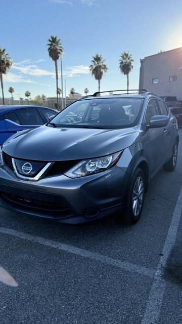 2019 Nissan Rogue Sport SV's photo