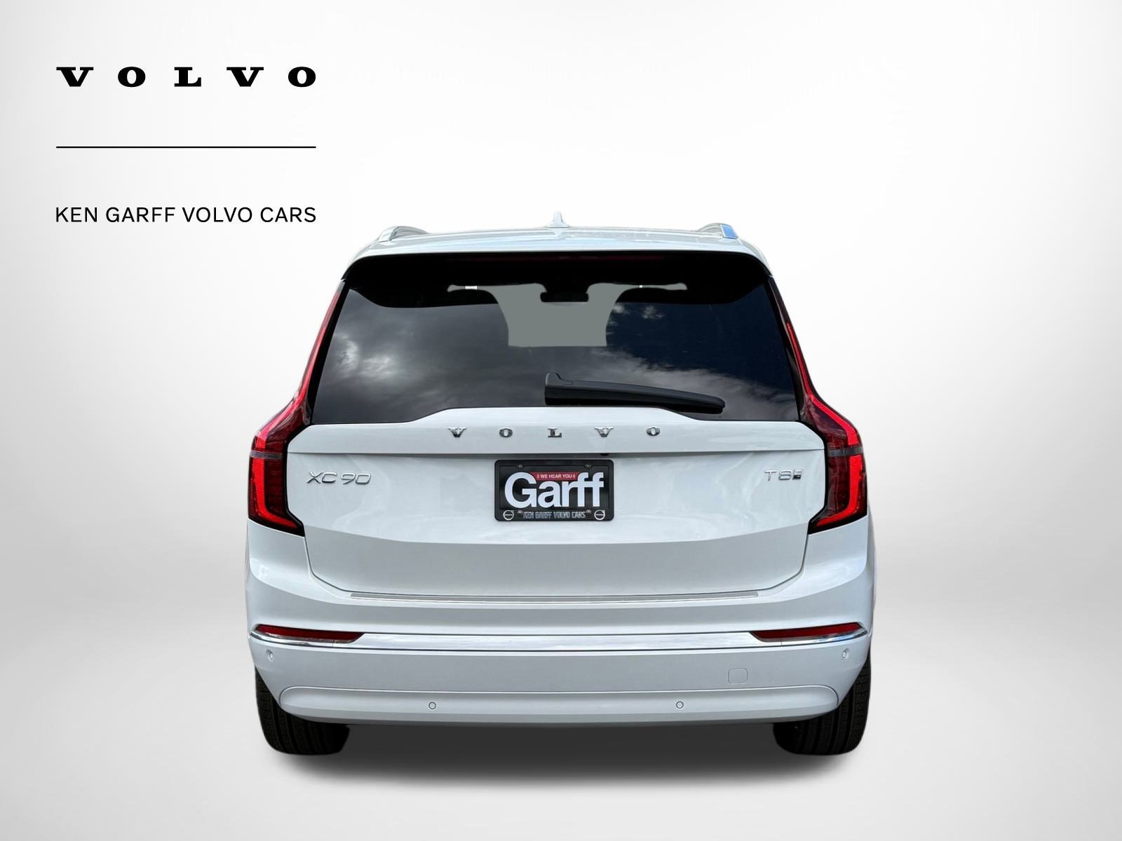 2026 Volvo XC90 Plus photo 3